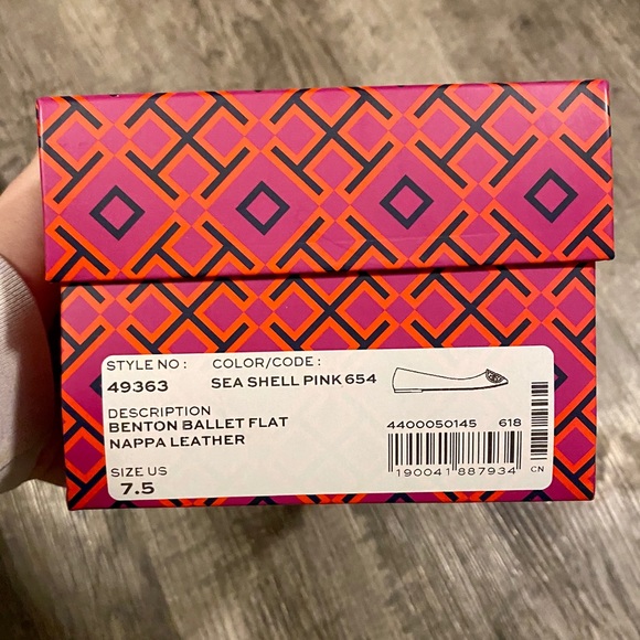 MAKE AN OFFER 😱🌟 Tory Burch Benton Ballet Flats - Picture 2 of 7